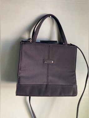 Classic Black Women's Tote Bag - Unbranded